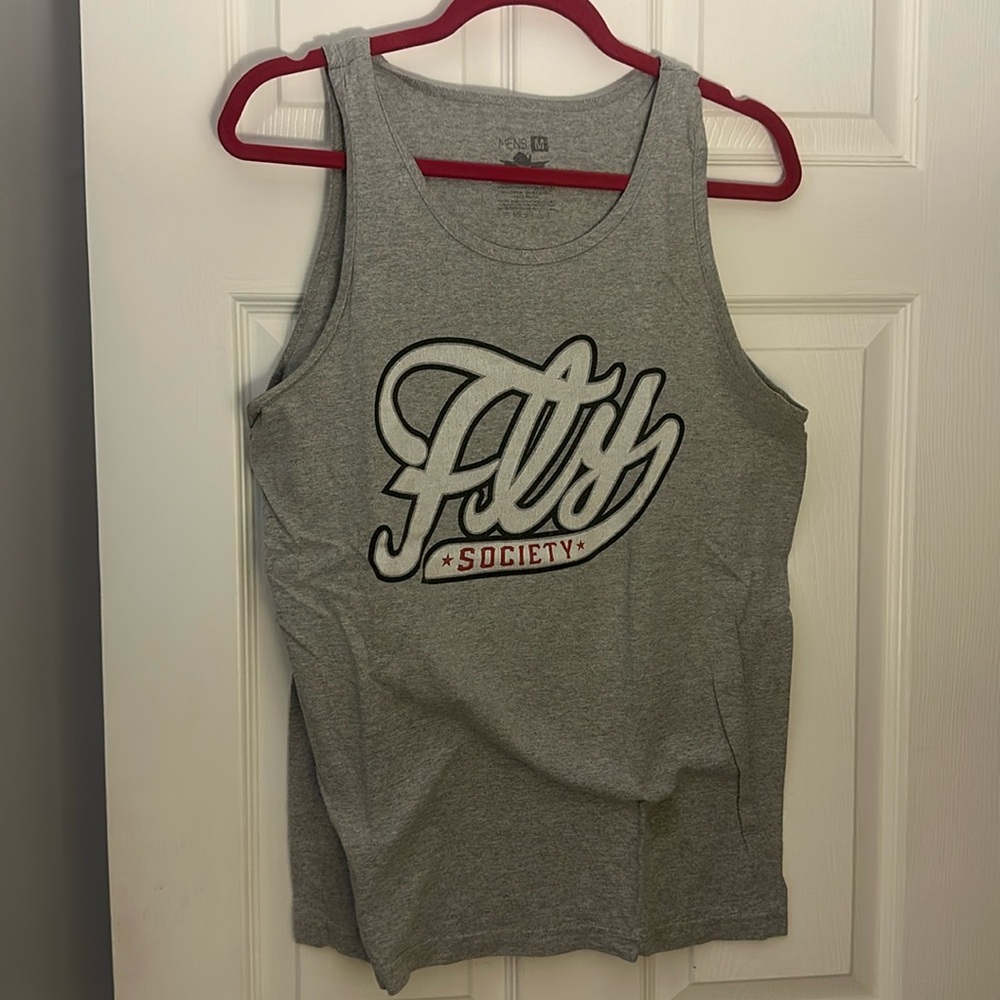 Gently worn 1 time sleeveless shirt-smoke free home
